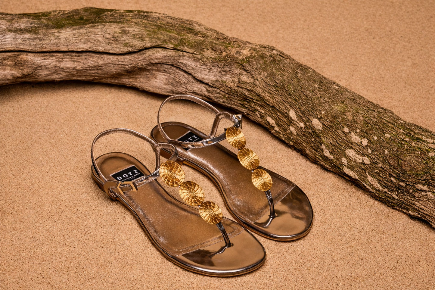 THONG SANDAL COQUILLAGE